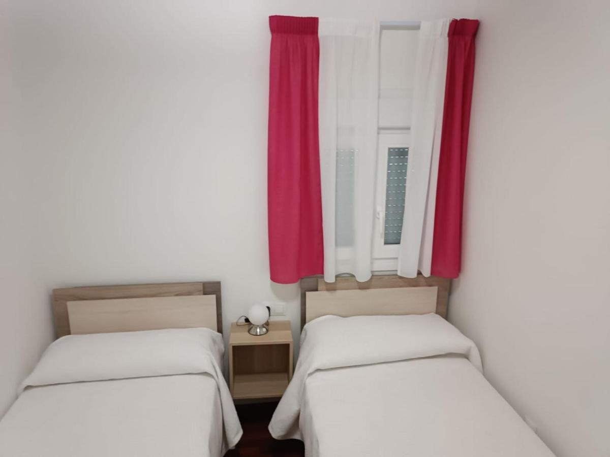 Lyrioshomes Apartamento Filpo Rojas , Sevilla Bagian luar foto